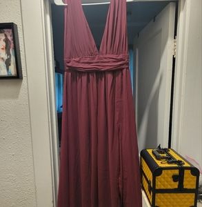 Lulu's Heavenly Hue Maxi Dress size M burgandy